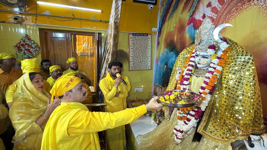 Maa Baglamukhi Dham Hawan : युवावस्था ही है अध्यात्म का सही समय-नवजीत भारद्वाज 5 WhatsApp Image 2026 04 16 at 3.03.30 PM WhatsApp Image 2026 04 16 at 3.03.30 PM Maa Baglamukhi Dham Hawan