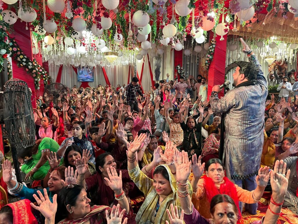 Vaarshik Jagaran at Maa Chhinnamastika : जय मां छिन्नमस्तिका सेवा सोसाइटी द्वारा धूमधाम से मनाया गया 23वां वार्षिक जागरण