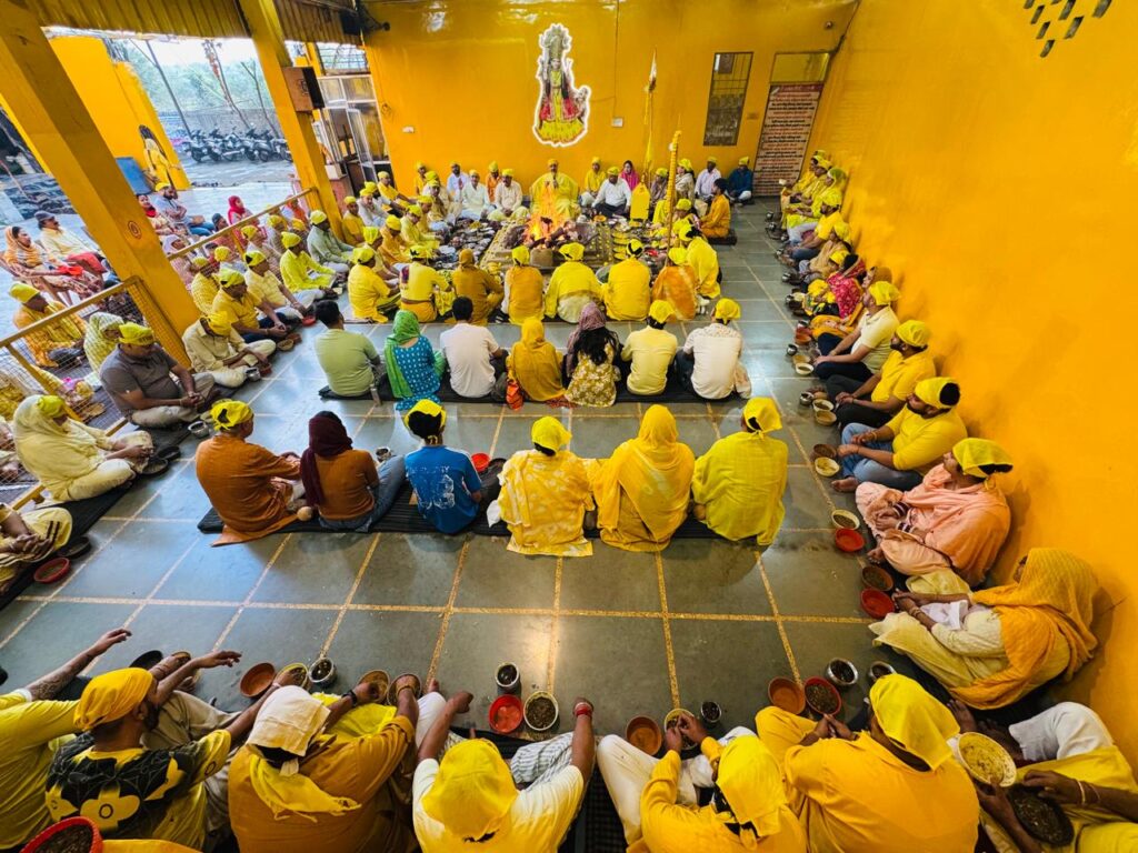 Maa Baglamukhi Dham Hawan : जीवन को यज्ञ बनाओ और अच्छे कर्मों को आहुति - नवजीत भारद्वाज 1 WhatsApp Image 2026 04 30 at 7.34.20 PM WhatsApp Image 2026 04 30 at 7.34.20 PM Maa Baglamukhi Dham Hawan