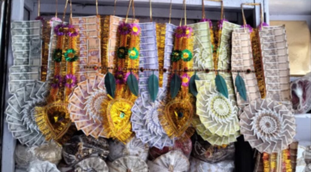 Inflation Impact Marriages : महंगाई का असर शादियों पर—पंजाब में ‘नोटों के हार’ हुए महंगे, आम लोगों की पहुंच से दूर
