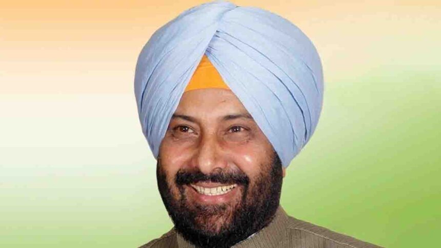 Punjab BJP New President : पंजाब बीजेपी को मिला नया प्रधान, केवल सिंह ढिल्लों संभालेंगे कमान Punjab BJP New President : पंजाब बीजेपी को मिला नया प्रधान, केवल सिंह ढिल्लों संभालेंगे कमान