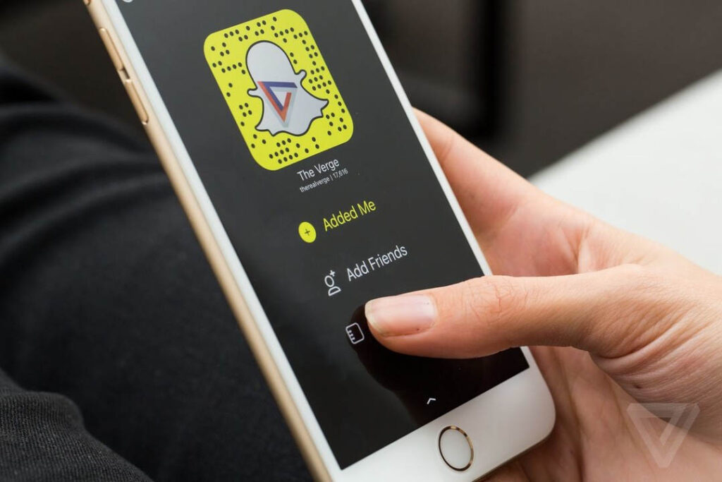 Snapchat Reveal Marriage : गर्भवती पत्नी मायके गई तो पति ने रचा ली दूसरी शादी! स्नैपचैट से खुला राज
