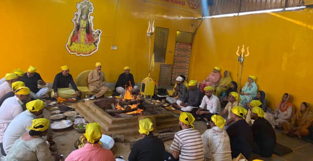 Maa Baglamukhi Dham Hawan : राम नाम की महिमा : रीझो या खीझो, फल मिलेगा जरूर-नवजीत भारद्वाज