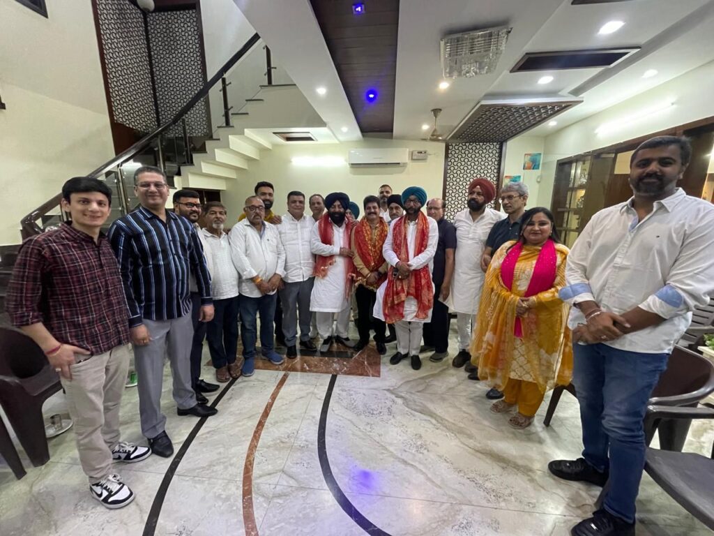 BJP New Mandal In-charge : मनजीत सिंह टीटू के प्रभारी बनते ही 15 नंबर मंडल में आई नई ऊर्जा, कार्यकर्ताओं में बढ़ा उत्साह