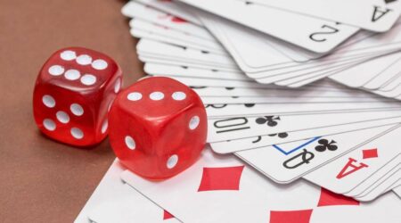 Ludhiana Gambling Racket : होटल में चल रहा था जुए का अड्डा! पुलिस ने मालिक समेत 8 लोगों को किया गिरफ्तार Ludhiana Gambling Racket : होटल में चल रहा था जुए का अड्डा! पुलिस ने मालिक समेत 8 लोगों को किया गिरफ्तार