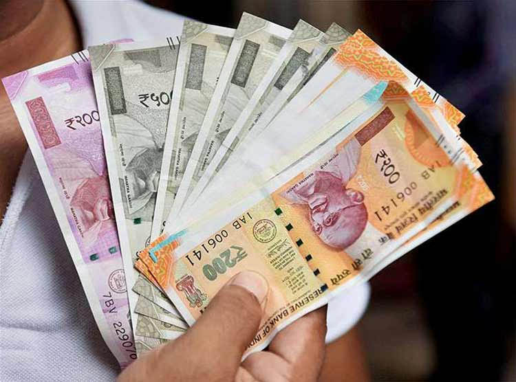 New Plastic Currency : क्या 30 जून तक बंद हो जाएंगे सभी कागज के नोट? जानिए सच्चाई New Plastic Currency : क्या 30 जून तक बंद हो जाएंगे सभी कागज के नोट? जानिए सच्चाई