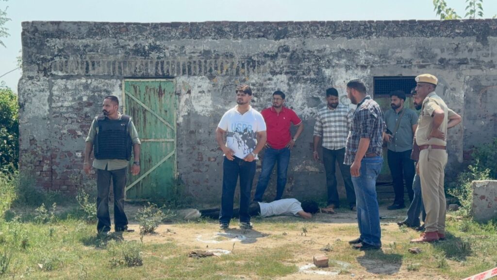 BMS Fashion Firing Case : जमशेर में पुलिस और गैंगस्टर के बीच मुठभेड़, BMS फैशन शोरूम फायरिंग केस में आरोपी को लगी गोली 