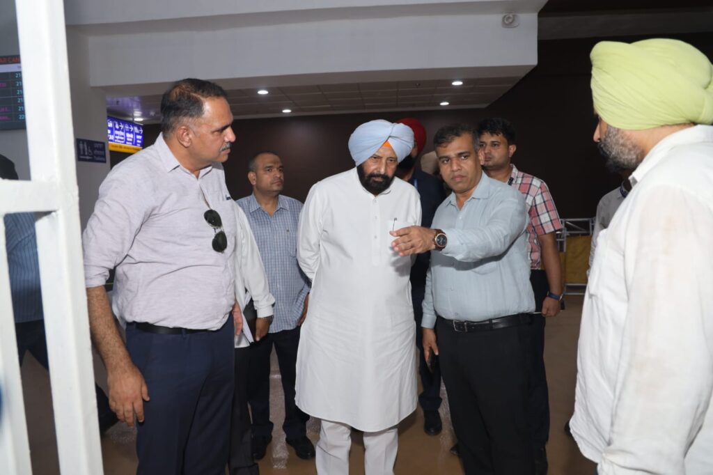 Punjab BJP President Visited at Jalandhar Cantt Station