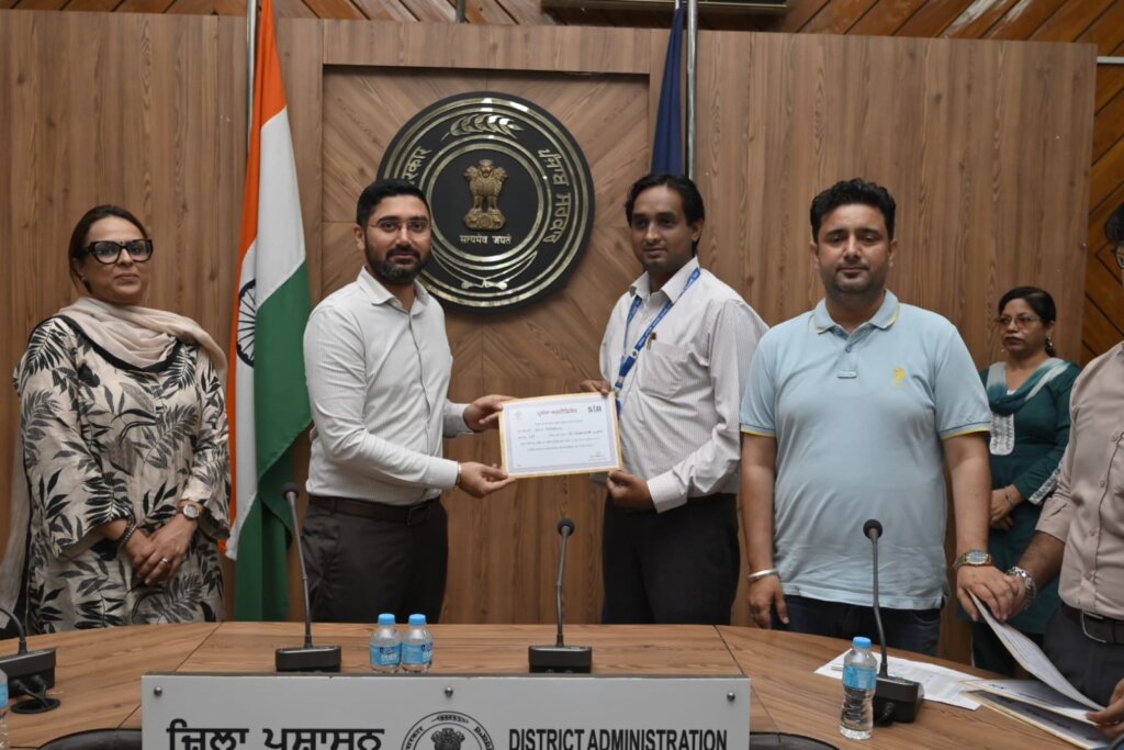 BLO Honoured during ISR