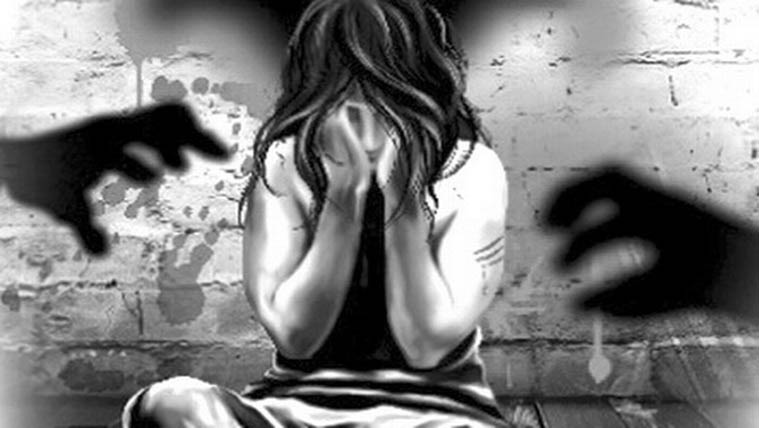 Nagpur Minor Girl Case : 3 महीने ‘डिजिटल अरेस्ट’ में रखी नाबालिग: बंधक बनाकर किया रेप, 20 बार गोदा चाकू; आरोपी गिरफ्तार Nagpur Minor Girl Case : 3 महीने ‘डिजिटल अरेस्ट’ में रखी नाबालिग: बंधक बनाकर किया रेप, 20 बार गोदा चाकू; आरोपी गिरफ्तार