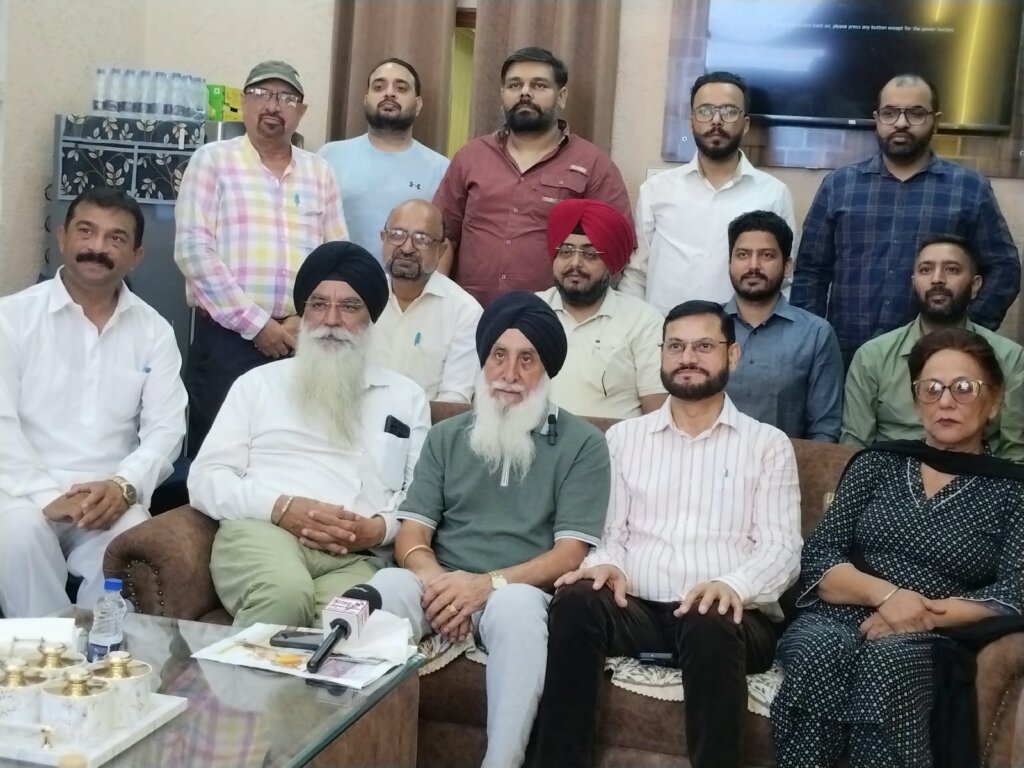 UFBU Jalandhar Unit Press Conference For Bank Strike : तीन दिवसीय देशव्यापी बैंक हड़ताल को लेकर UFBU की जालंधर इकाई ने की प्रेस कॉन्फ्रेंस
