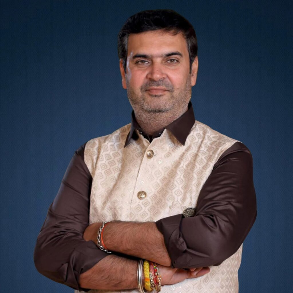 Mayor Vaneet Dhir Responds to Congress Member : धरनाकारी कांग्रेसियों को मेयर वनीत धीर का करारा जबाव,  नॉर्थ हलके को नर्क बनाने वाले MLA के दफ्तर के बाहर धरना दो, जिन्होंने 10 साल से इलाके को नर्क बना रखा है
