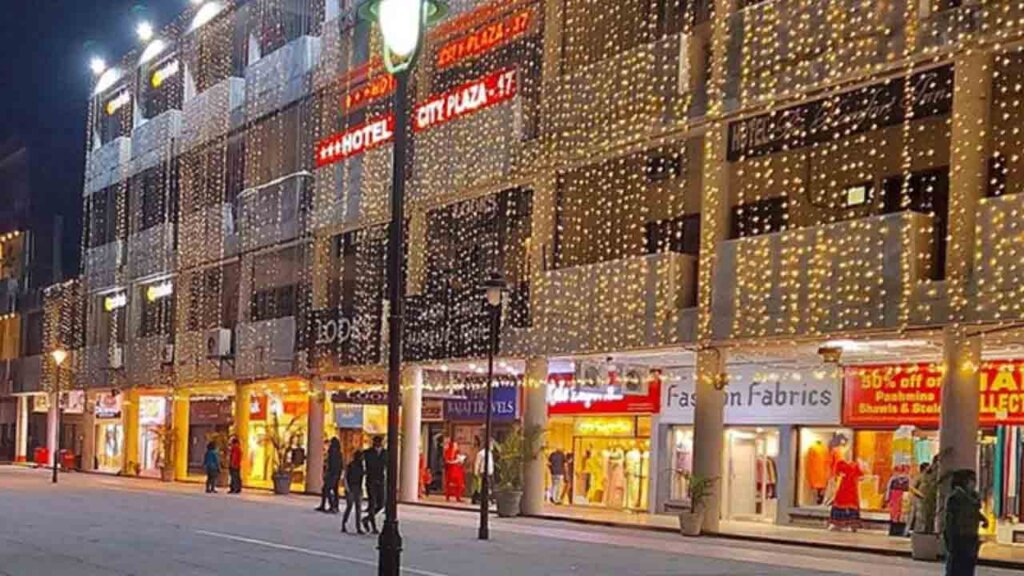 Punjab Shops Open 24 Hours : पंजाब में दुकानदारों को बड़ी राहत: अब 24 घंटे और सप्ताह के सातों दिन खुल सकेंगी दुकानें